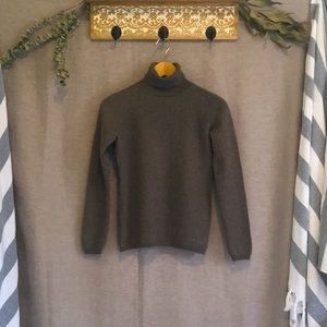 100% Cashmere Turtleneck Sweater, Tan, size S
